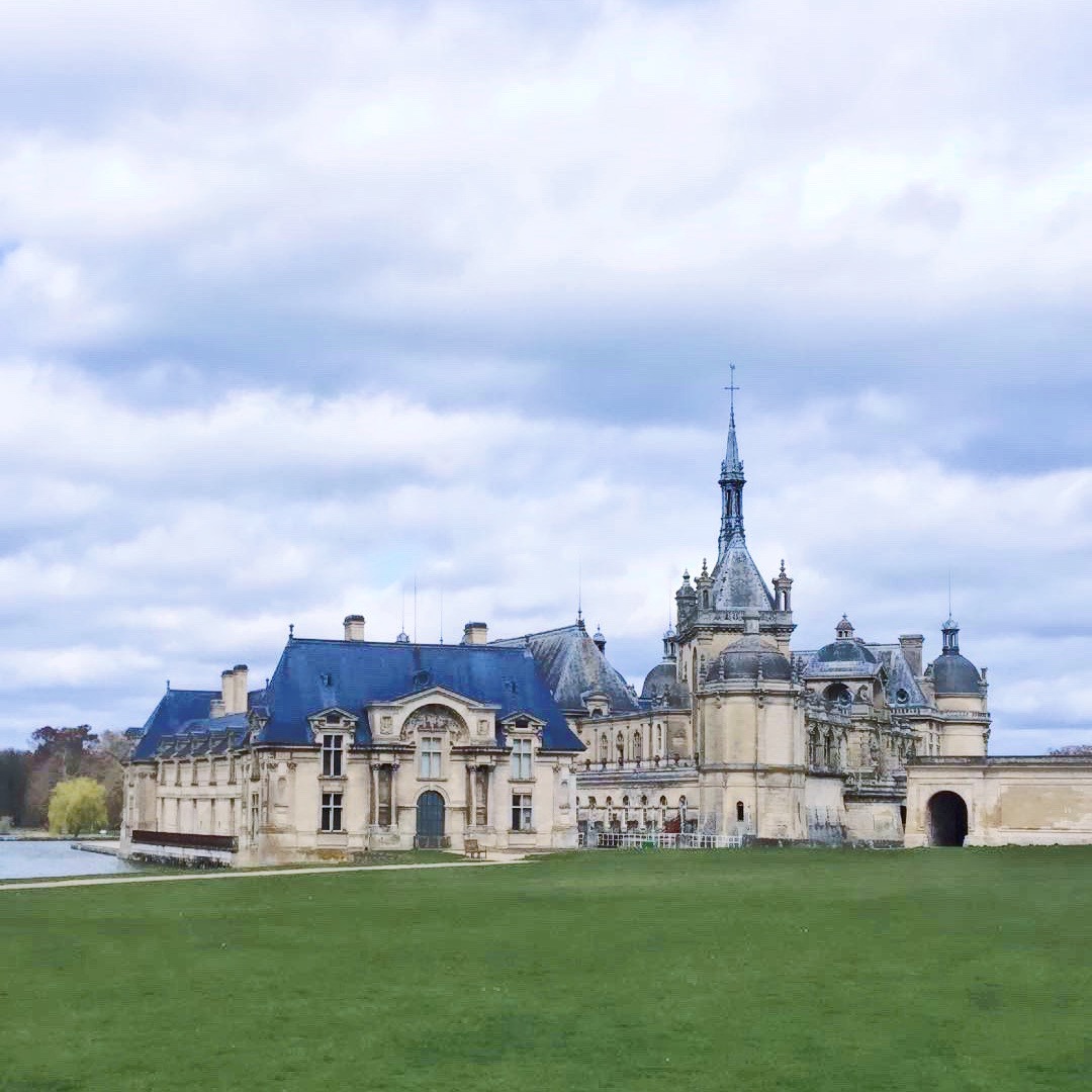 Châteaux Outside of Paris