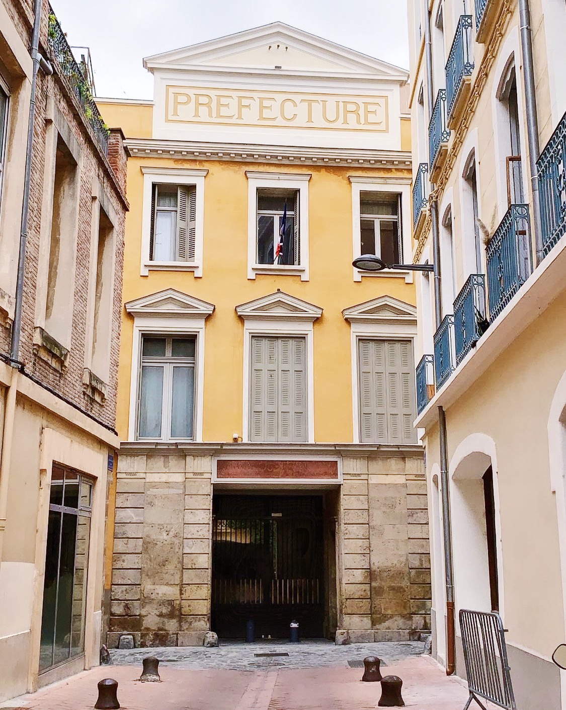 How to Renew a Travailleur Temporaire Visa in France